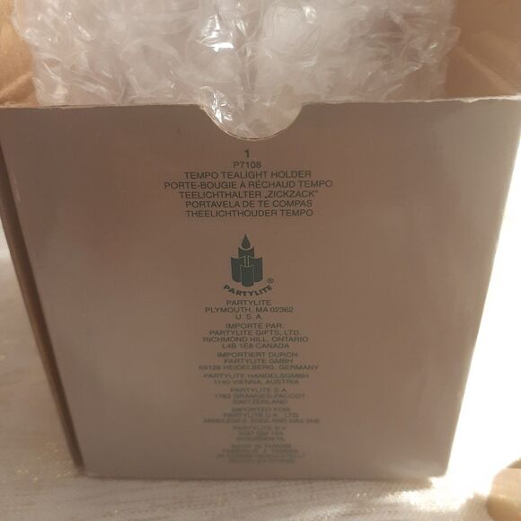 Partylite P7108 Tempo Tealight Holder Frosted Glass Gold Brass Accent NEW - Picture 2 of 6